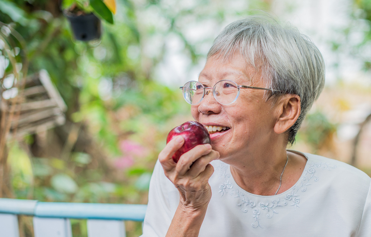 Keeping a Healthy Smile Through Your Golden Years